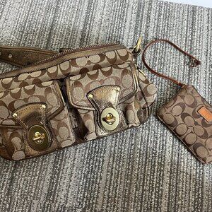 Coach Bags: Early 2000s Card Wallet and Purse
